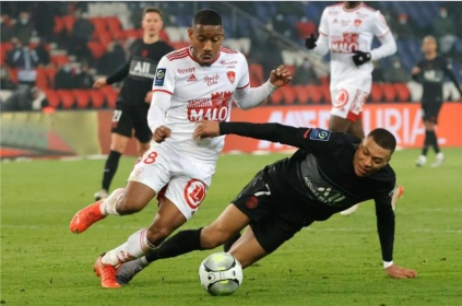 国足对伊朗 国足对伊朗